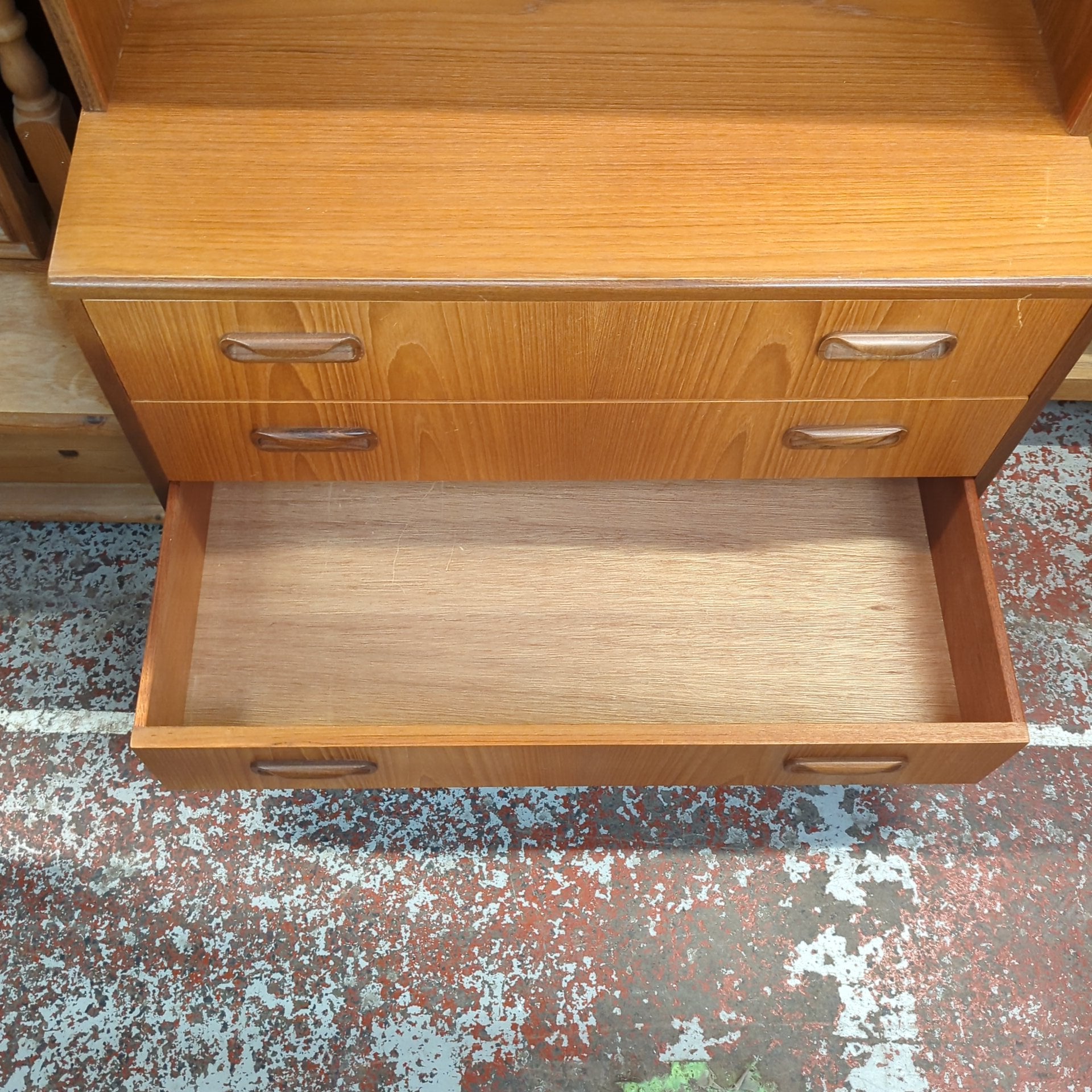 Wall Unit